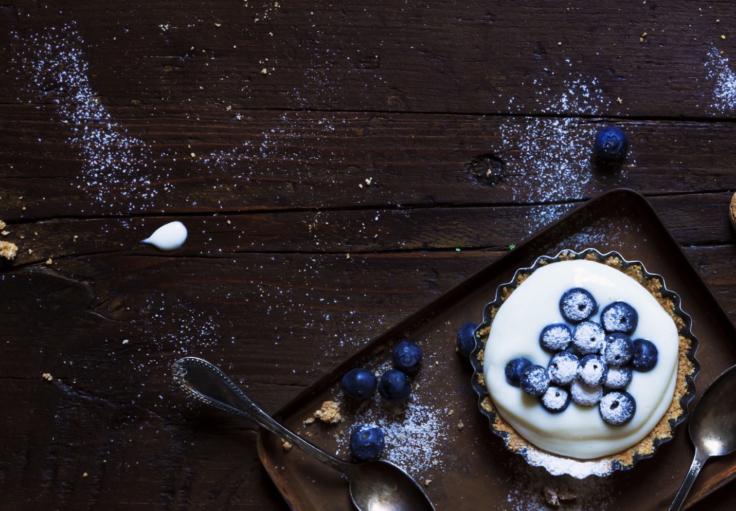 Vegan Blueberry and Yogurt Cream Tart